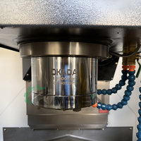 Centre d'usinage vertical CNC de vente chaude VMC1160 Mitsubishi système de contrôle fraiseuse CNC