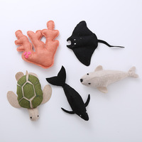 Compagnon durable de conception de papier froissé de jouet de chat d'herbe à chat de série d'animal d'océan compagnon d'auto-divertissement pour les animaux de compagnie modernes et élégants