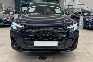 Auto usate full optional 2025 <span class=keywords><strong>Audi</strong></span> <span class=keywords><strong>Q7</strong></span> 45 TDI quattro S Line 3.0L <span class=keywords><strong>SUV</strong></span> 2025 pronta per la spedizione - Product Image 3