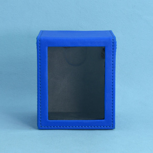 Caja de Almacenamiento Rígida Personalizada con Relieve para Tarjetas Deportivas y de Juego, con Asa, Embalaje de Protección de Cartón Corrugado - Product Image 3