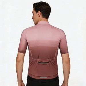 เสื้อจักรยานแขนสั้นผู้ชายทรงเข้ารูป ระบายอากาศ แห้งเร็ว ลายตารางสีชมพูไล่เฉด พิมพ์ลายแบบซับลิเมชั่น สำหรับปั่นจักรยานบนถนน - Product Image 2