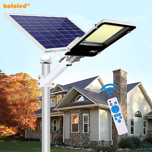<span class=keywords><strong>Luces</strong></span> Hofoled <span class=keywords><strong>Led</strong></span> Powered Control remoto <span class=keywords><strong>Luces</strong></span> de calle solares 300W IP65 Lámpara de calle con poste - Product Image 2
