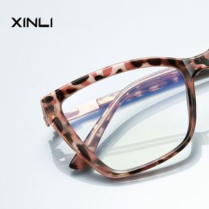 Gafas de Lectura Ópticas Anti-Luz Azul para Mujer XINLI 2242, Nuevo Diseño, Montura Azul con Patrón de Mariposa, Material TR90 - Product Image 3