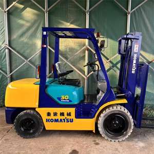 Montacargas Usado de 3 Toneladas con Motor Diésel para Komatsu FD30, Mástil de 2 Etapas, Montacargas de Segunda Mano de 3t, Motor Japonés, Contrapesado - Product Image 3