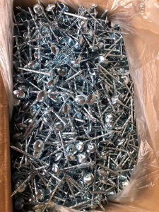 Máquina para fabricar arandelas de plástico para clavos de techo, clavos de techo galvanizados, retorcidos y ensamblados - Product Image 3