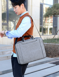 Bolsa para ordenador portátil de 15,6 pulgadas para hombre y mujer, maletín de viaje con logotipo personalizado, color negro y <span class=keywords><strong>gris</strong></span>, de gran capacidad, para negocios - Product Image 6