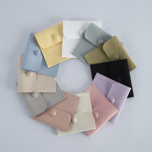 Pochette en velours 8x8cm en forme d'enveloppe avec bouton-pression, boîte de rangement pour bijoux, emballage général - Product Image 1