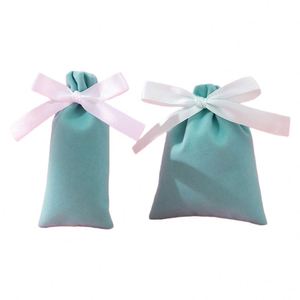 Sac cadeau en flanelle avec cordon de serrage, sac de rangement en velours de luxe pour huiles essentielles, outils de maquillage, parfums, anti-poussière - Product Image 5