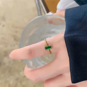 แหวนแฟชั่นประดับเพชรหลากสีทอง 14K18K แหวนสแตนเลสประดับเพชรซิคอน - Product Image 3