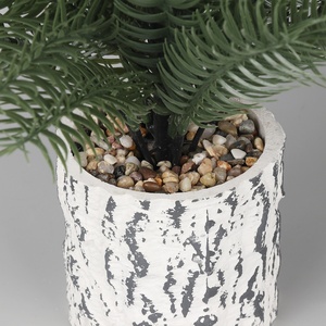 Vente en gros Arbre artificiel en plastique de Noël artificiel pour extérieur de haute qualité Real Touch pour la décoration intérieure et le salon - Product Image 5