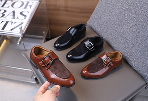 Chaussures de cérémonie pour garçons Eree SampleKids, noires bicolores, avec boucle et empiècements en daim, pour mariage et fête - Product Image 4