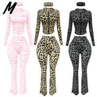Ensemble 2 pièces de sport pour femme Milady : haut respirant à manches longues en nylon, pantalon évasé, legging et bandeau – Coupe ajustée pour l'entraînement