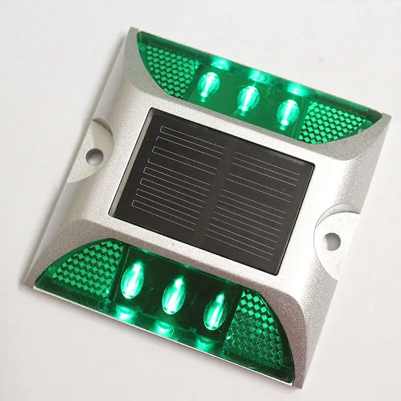 الأخضر LED القط العين علامات الطريق عاكس وامض تعمل بالطاقة الشمسية الطريق مسمار