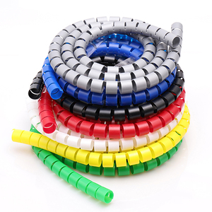 Gaine spirale de haute qualité en plastique <span class=keywords><strong>noir</strong></span> pour l'organisation des câbles - Kit de gestion des câbles - Product Image 3