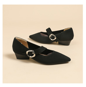 स्टाइलिश बुना हुआ पैर कम एड़ी के जूते - Product Image 6