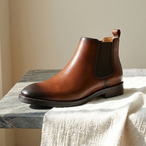 Zapatos de Moda 2026 para <span class=keywords><strong>Hombre</strong></span>, Botines de Piel Vacuna de Diseñador, Éxito de Ventas, Laterales Elásticos, Planos, Cómodos, <span class=keywords><strong>Botas</strong></span> de Trabajo - Product Image 1