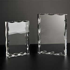 Bán Buôn Tùy Chỉnh Pha Lê Thủ Công Mỹ Nghệ Rõ Ràng Trống 3D Laser Khắc Pha Lê Cube Khung Ảnh Lưu Niệm Quà Tặng Cho Trang Trí Nội Thất - Product Image 1