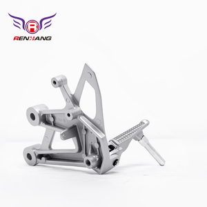 Repose-pieds Renhang pour moto ZONSHEN Cyclone <span class=keywords><strong>RC600</strong></span>, système de carrosserie (matériau ADC12, couleur argent, positionnement inférieur, garantie 1 an) - Product Image 4