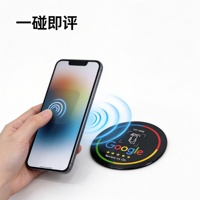 Support en acrylique pour carte de commentaires Google NFC – Tap to Review – Porte-cartes transparent givré avec fente – Vente en gros pour restaurants, cafés, hôtels, bars, salons