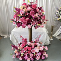 Bestseller 70 cm Durchmesser Fuchsia-Rosa Vollständig mit Lilien Besetzter Künstlicher Seidenblumenball als Tischdekoration für Hochzeiten