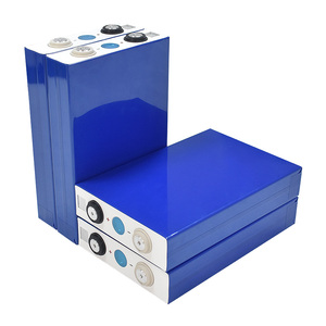 Eco-vriendelijke EV E 3.2V 105AH Lifepo4 prismatische batterij voor commerciële energieopslagprojecten - Product Image 1