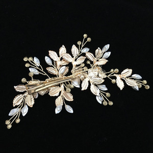 <span class=keywords><strong>Barrette</strong></span> de <span class=keywords><strong>cheveux</strong></span> de mariage en forme de feuille de fleur en strass, couvre-chef autrichien doré fait à la main, Barrettes, <span class=keywords><strong>peigne</strong></span> de mariée - Product Image 6