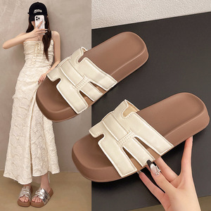 2026 New French Elegant Square Toe Woven Slide Sandals for Women Flat Fairy Outdoor Summer <b>Slippers</b> for Dresses - Product Image 3