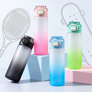 Bouteille d'eau portable 700 ml en PC, élégante, avec paille, grande capacité, mignonne, pour l'été, pour enfants et étudiants - Product Image 1