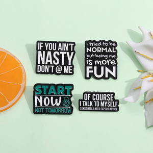 Épingles en émail d'école personnalisées j'attends toujours ma lettre broches insignes de revers Punk bijoux cadeau pour les amis - Product Image 5
