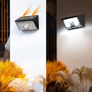 PIR 센서가 장착된 스마트 태양광 실외 벽등, 이중 색온도, 배선 불필요 - Product Image 1