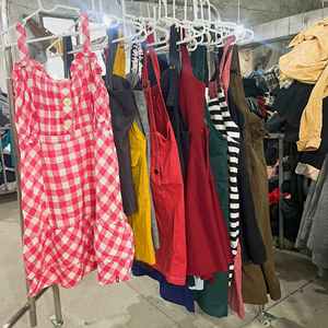 Vêtements d'occasion pour dames jupe pull en coton d'occasion Design de mode jupe à bretelles Ukay 2nd vêtements d'occasion à vendre - Product Image 3