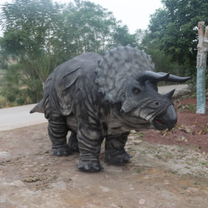 Costume de dinosaure <span class=keywords><strong>Triceratops</strong></span> grandeur nature personnalisé, <span class=keywords><strong>Jurassic</strong></span> <span class=keywords><strong>World</strong></span>, avec rugissement, structure métallique, peau en silicone, pour parc d'attractions et d'aventure - Product Image 2