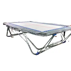 <span class=keywords><strong>Trampoline</strong></span> de <span class=keywords><strong>compétition</strong></span> de <span class=keywords><strong>gymnastique</strong></span> 5m x 3m, super <span class=keywords><strong>trampoline</strong></span> pour entraînement professionnel avec pont d'extrémité - Product Image 1