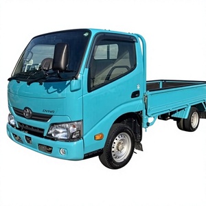 Pick-up Diesel Turbo 4x4 Dyna 2020 d'occasion, boîte manuelle, sièges en cuir, barres de toit en alliage d'aluminium, caméra arrière droite R19 - Product Image 1