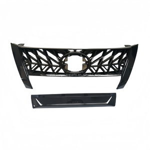 Calandre modifiée calandre noire de Lexus 570 Design noir pièces de rechange automobiles pour <span class=keywords><strong>Toyota</strong></span> <span class=keywords><strong>Fortuner</strong></span> 2016 <span class=keywords><strong>2017</strong></span> 2018 2019 - Product Image 1