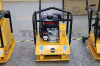 Compacteur à plaque vibrant essence/diesel 6,5 CV 22KN pour la construction routière, fabriqué en Chine