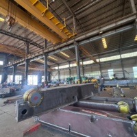 Pont roulant à commande PLC de type QD Wanlong, capacité 50-100T, portée 19,5M, hauteur 20M, pour utilisation en construction et pour moteurs.