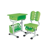Table et chaise d'école réglables avec grand panier de rangement, meubles en plastique PP écologiques et ventilés pour les élèves du primaire