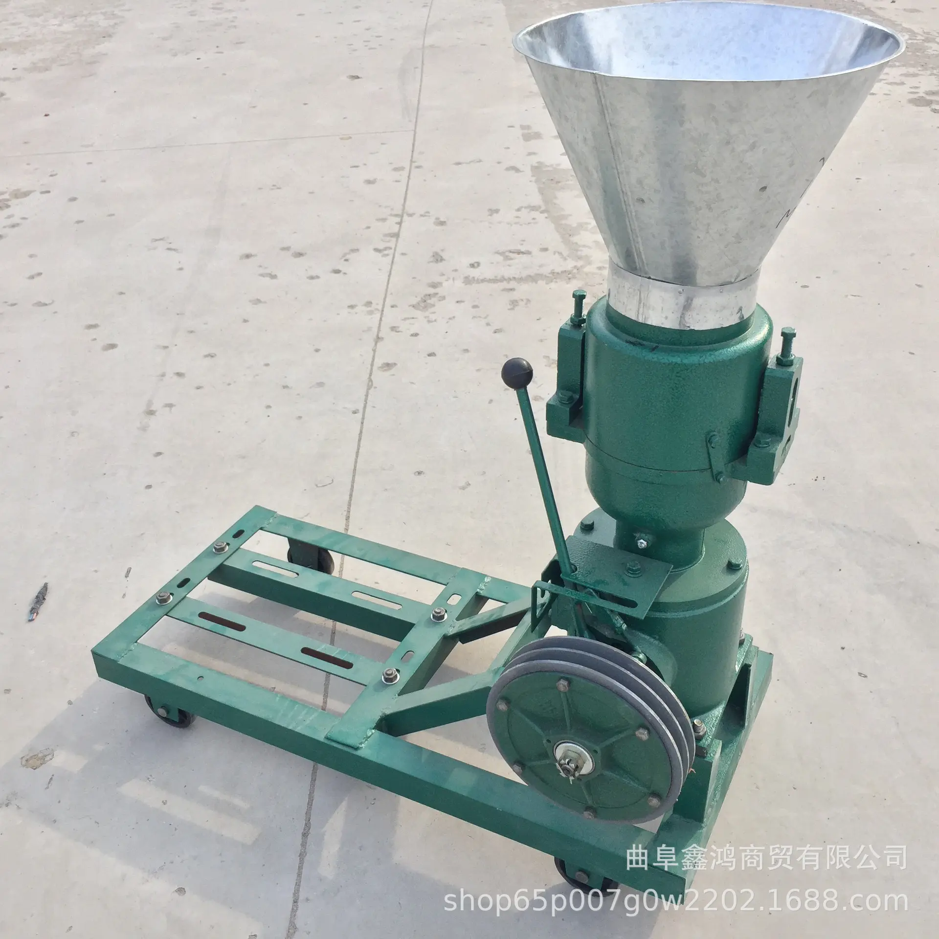 Best Selling 220V 50Hz in home feed pellet making machine hops pellet Granulator