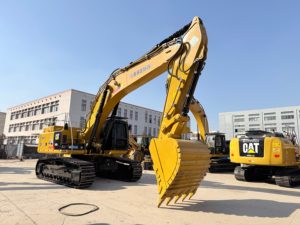 Excavatrice de grande taille CAT 349D2L de 49 tonnes : moteur diesel C13 ACERT, train de roulement robuste, certifiée CE/EPA pour l'exploitation minière intensive - Product Image 2