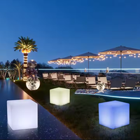 Chaises de bar LED modernes aux couleurs RVB, cube de jardin, vente chaude, éclairage de bar de nuit, tabourets LED en plastique, chaise de bar