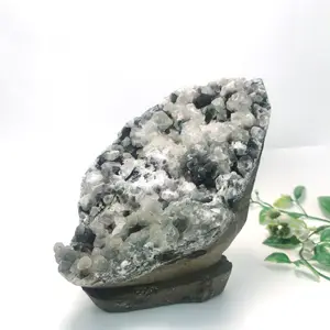 Toptan doğal ham kuvars kristal mineral örnekleri kaba küme kristal büyük boy kristal druzy