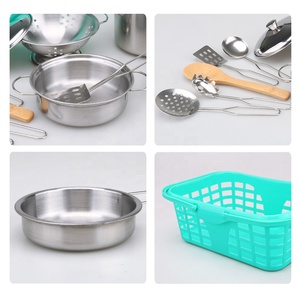 Juego de cocina de acero inoxidable para niños, olla y sartén con delantal y cesta, 14 Uds. - Product Image 3