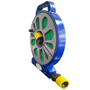 Enrouleur de <span class=keywords><strong>tuyau</strong></span> d'arrosage mural extensible en caoutchouc rétractable de 50 pieds 100 pieds, léger, anti-abrasion, flexible, norme ANSI, diamètre 3/4 pouces - Product Image 4