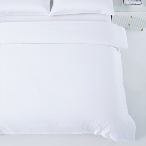 Set Copripiumino in Cotone 300T con Federe e Trapunta <span class=keywords><strong>per</strong></span> Letti King e Queen - Tecnica di Tessitura <span class=keywords><strong>per</strong></span> Biancheria da Letto <span class=keywords><strong>Matrimoniale</strong></span> - Product Image 4