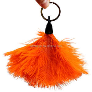 RTS Vente en gros de porte-clés en plumes d'autruche durables en plumes naturelles de couleur douce - Product Image 4