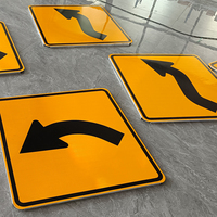 Panneau de signalisation réfléchissant personnalisé Panneau d'avertissement de sécurité routière en aluminium pour le trafic solaire