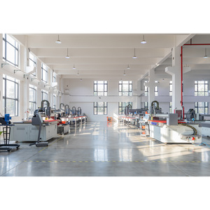 Máquina dispensadora <span class=keywords><strong>de</strong></span> sellado <span class=keywords><strong>de</strong></span> juntas <span class=keywords><strong>de</strong></span> espuma Pu automática con tres tipos <span class=keywords><strong>de</strong></span> sistema <span class=keywords><strong>de</strong></span> control se puede seleccionar - Product Image 5