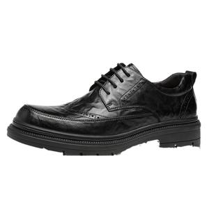 Nuevos zapatos formales de negocios de moda para hombre en estilo británico, con tacón grueso y función de aumento de altura. - Product Image 5