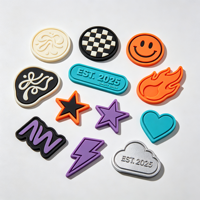 Étiquette en silicone 3D en relief à effet mat pour vêtements, logo de marque thermocollant pour sérigraphie